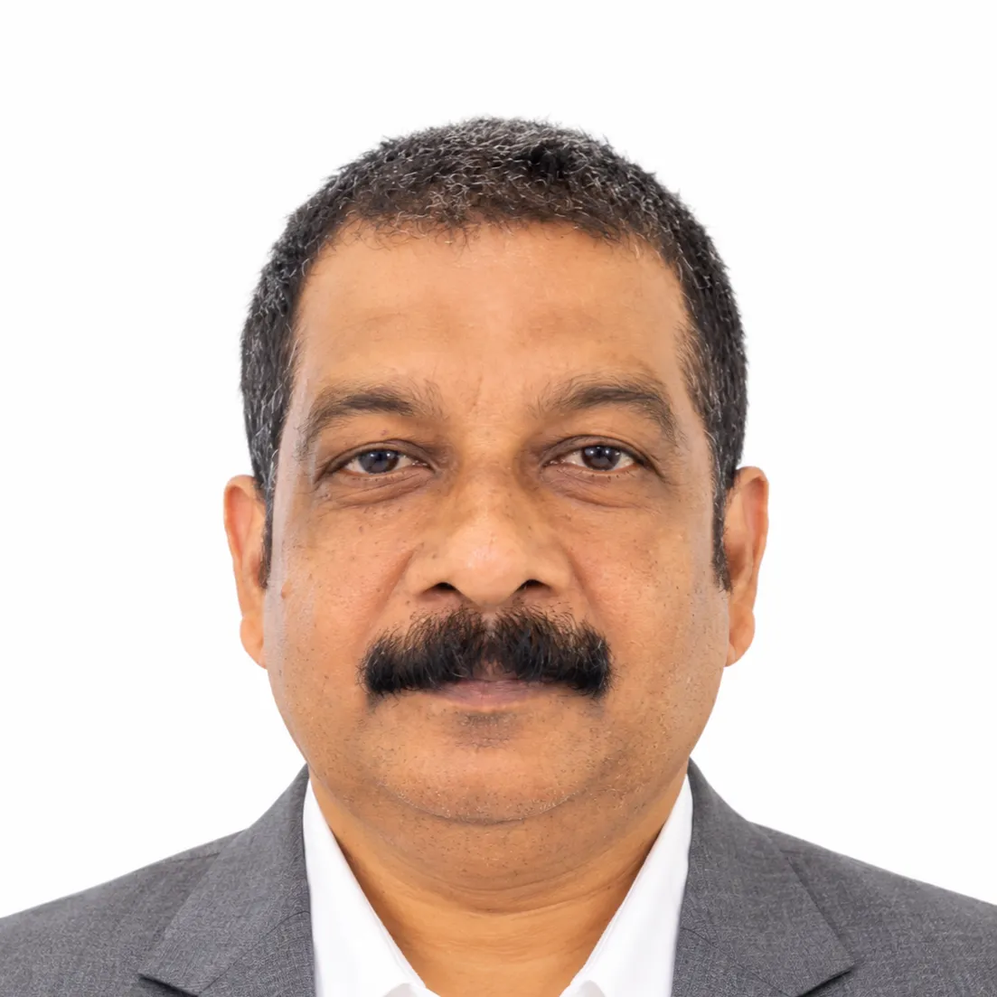 Portrait of the Elmar Builders founder